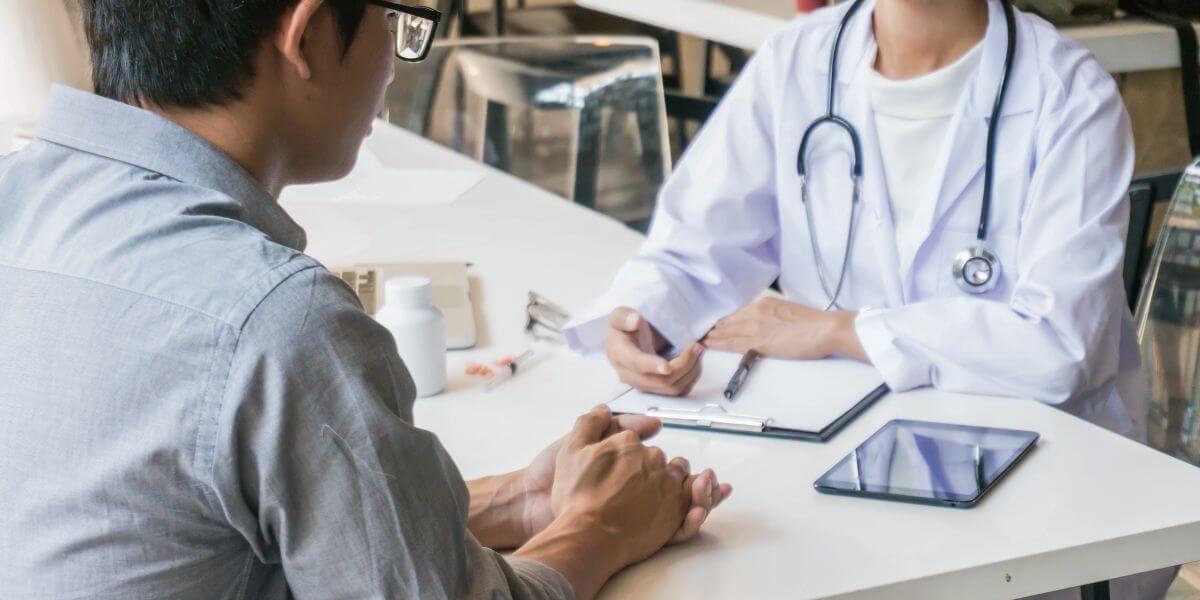 医師マッチングの戦略を考える研修医のイメージ